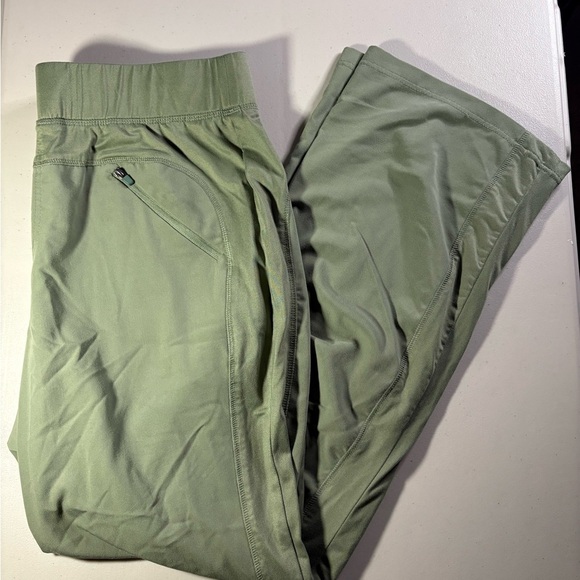 White Cross Pants - White Cross Olive Green Activewear